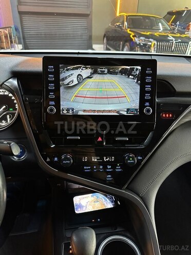 Toyota Camry-21