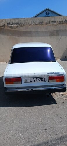 LADA (VAZ) 2107-2