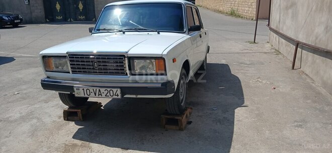 LADA (VAZ) 2107-5