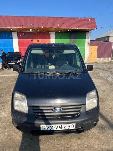 Ford Tourneo Connect-1