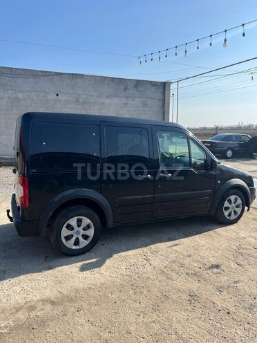 Ford Tourneo Connect-5