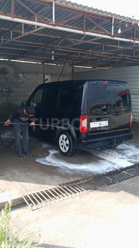 Ford Tourneo Connect-2