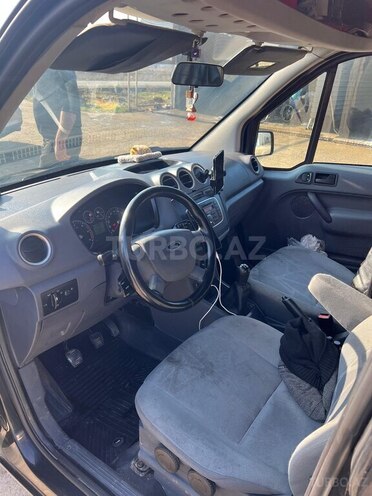Ford Tourneo Connect-6