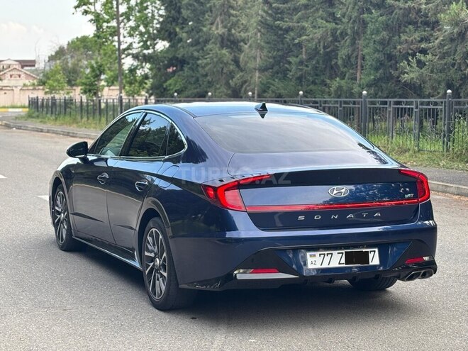 Hyundai Sonata-6