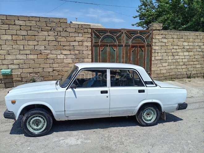 LADA (VAZ) 2107-5