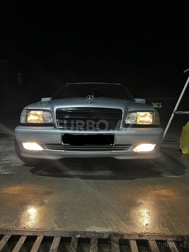 Mercedes C 180-2