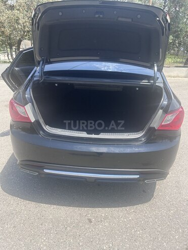 Hyundai Sonata-6