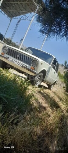 LADA (VAZ) 21011-1