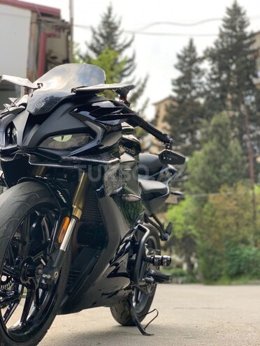 CFMOTO 250 SR-2