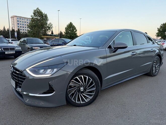 Hyundai Sonata-2