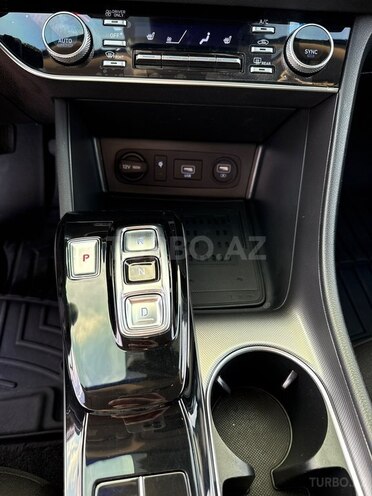 Hyundai Sonata-18