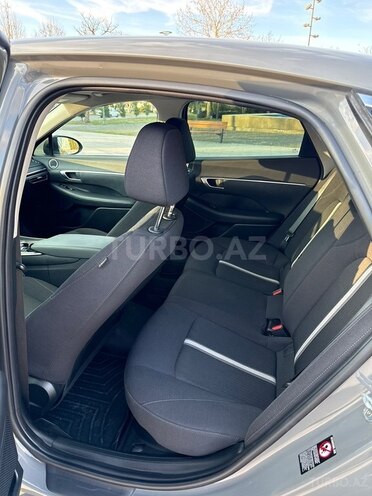Hyundai Sonata-14