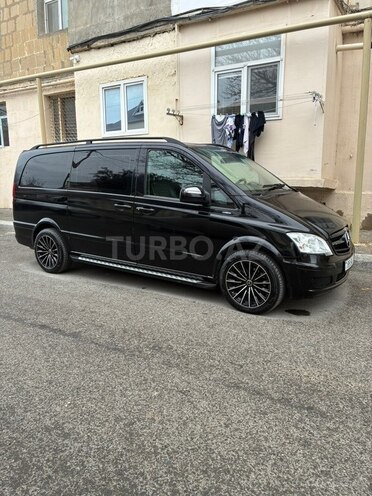 Mercedes Viano-3