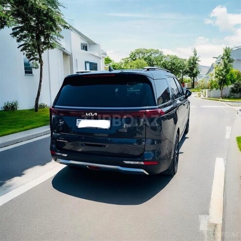 Kia Carnival-2