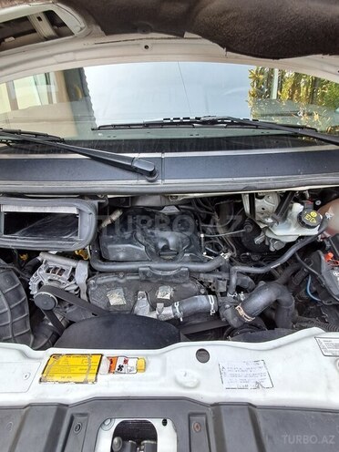 Ford Transit-6