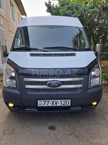 Ford Transit-1