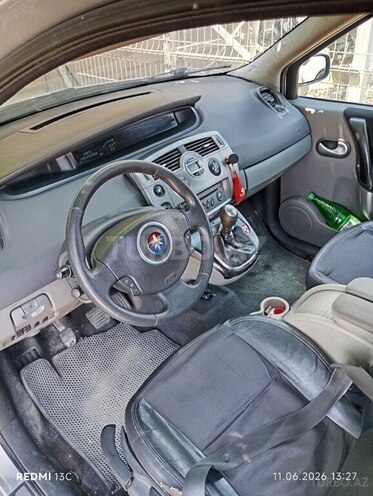 Renault Megane Scenic-4