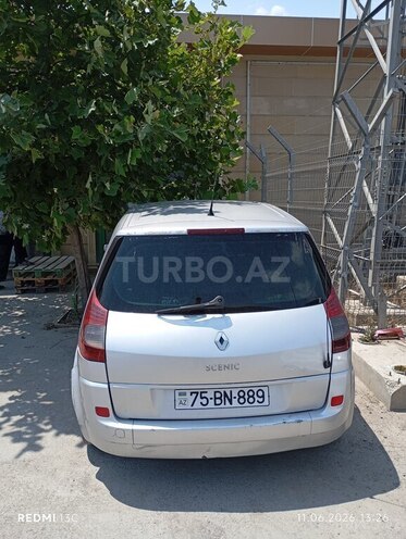 Renault Megane Scenic-5