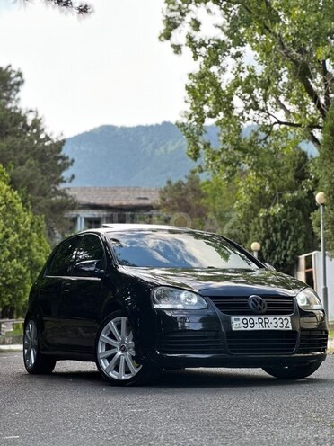 Volkswagen Golf R32-2