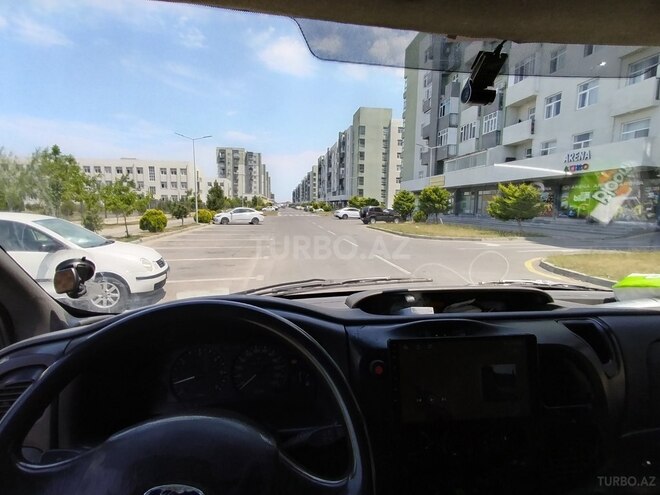 Ford Transit-6