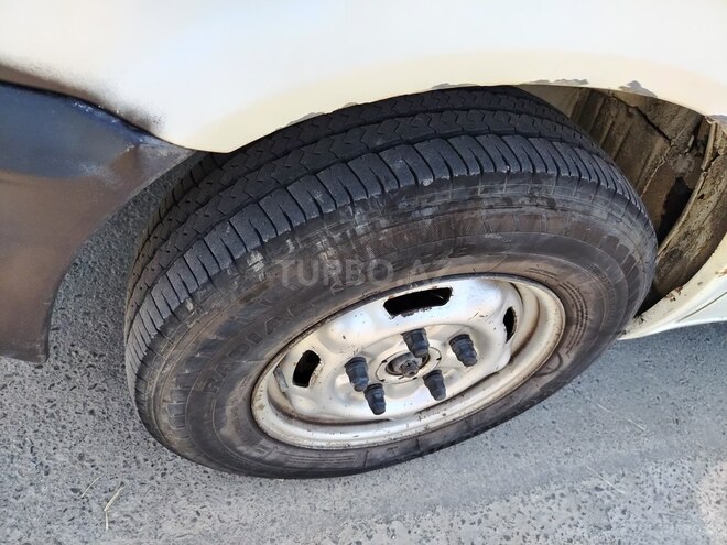 Ford Transit-12
