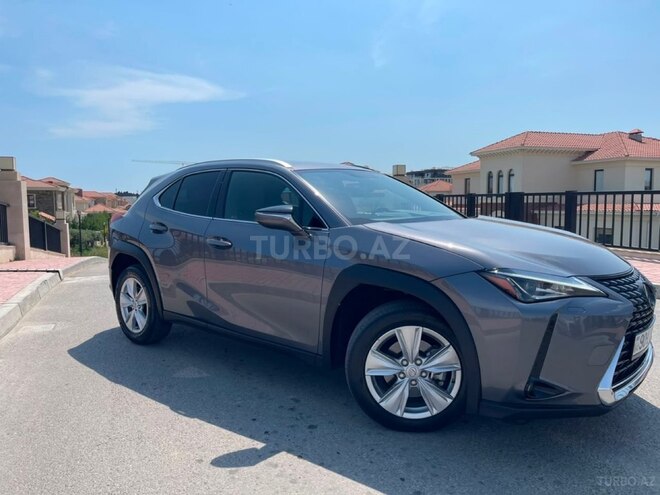 Lexus UX 200-7