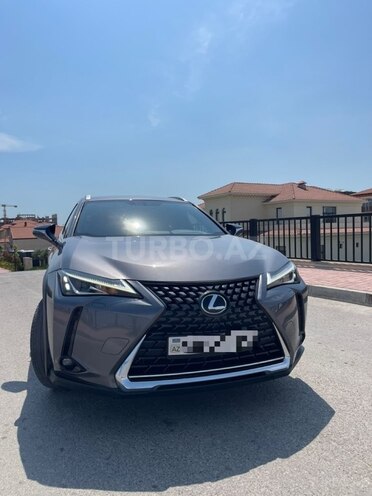 Lexus UX 200-3