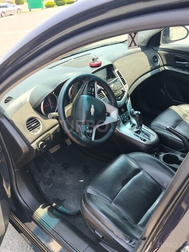Chevrolet Cruze-6