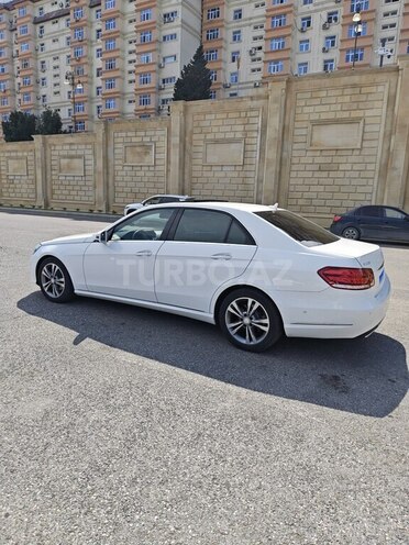Mercedes E 220-8