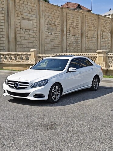 Mercedes E 220-10