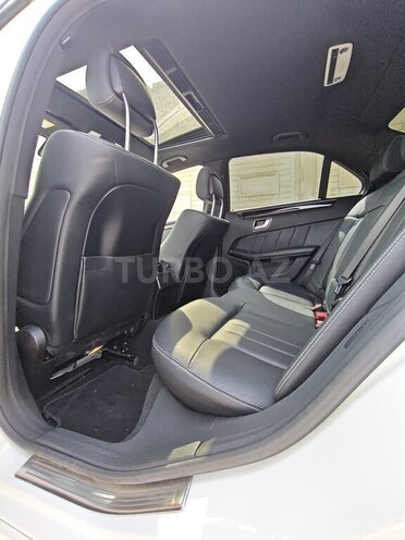 Mercedes E 220-19