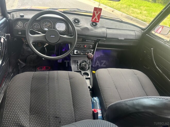 LADA (VAZ) 2106-7