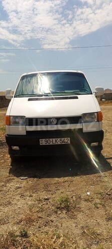 Volkswagen Transporter-2