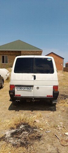 Volkswagen Transporter-3