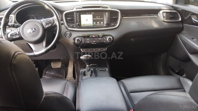 Kia Sorento-5