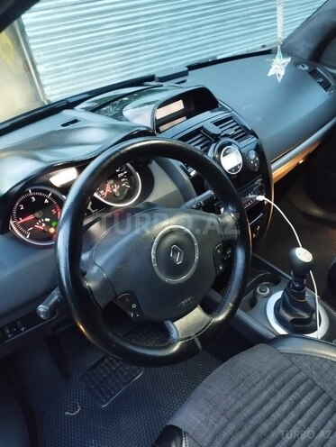 Renault Megane-7