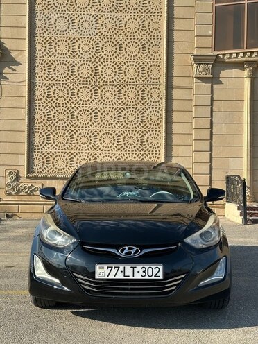 Hyundai Elantra-1