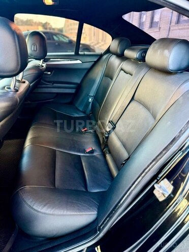 BMW 528-8
