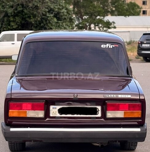 LADA (VAZ) 2107-4