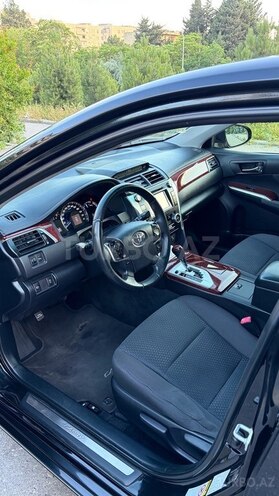Toyota Camry-10