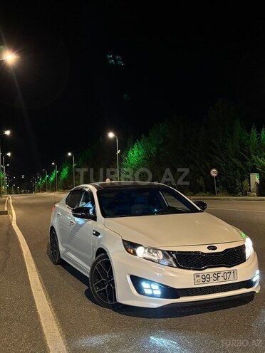 Kia Optima-3