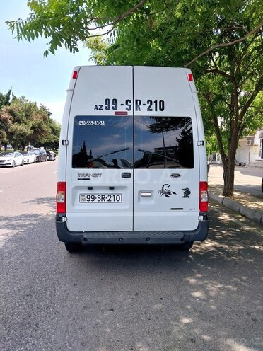 Ford Transit-3