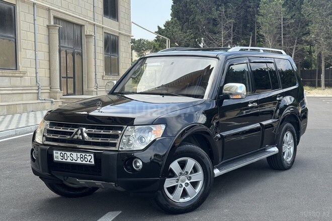 Mitsubishi Pajero-5