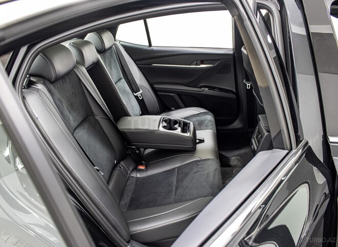 Toyota Camry-20
