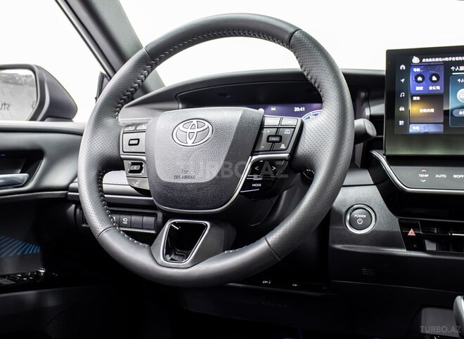 Toyota Camry-26