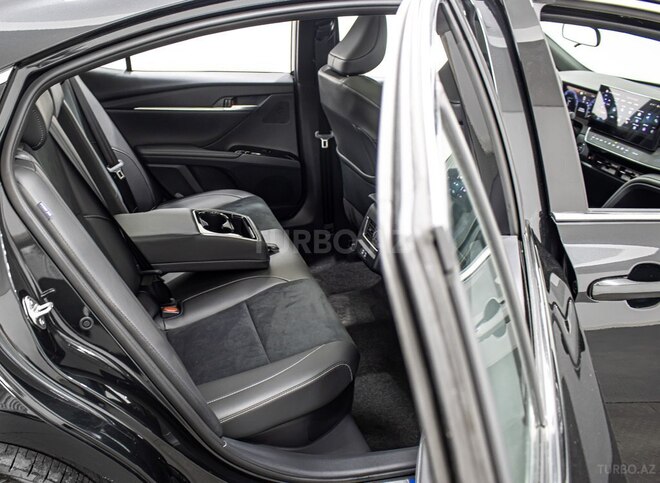 Toyota Camry-22