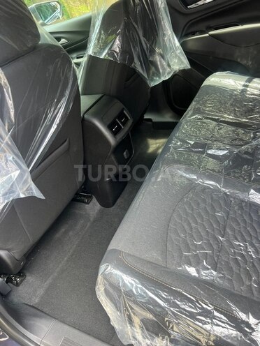Chevrolet Equinox-8