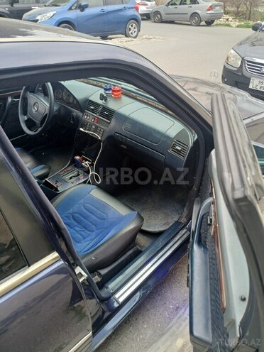 Mercedes C 220-2