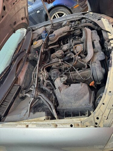 Volkswagen Passat-6