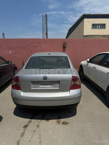 Volkswagen Passat-7